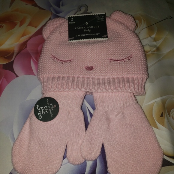 Laura Ashley Other - Nwt Laura Ashley Hat Mittens Set Pink